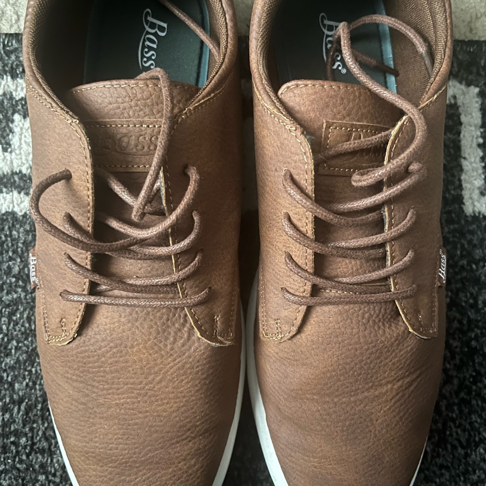 Bass Men's Brown Leather Sneakers